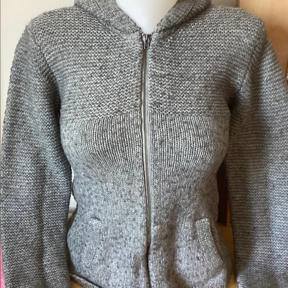 Gap Kids Grey Hoodie/Sweater Size XXL 14/16